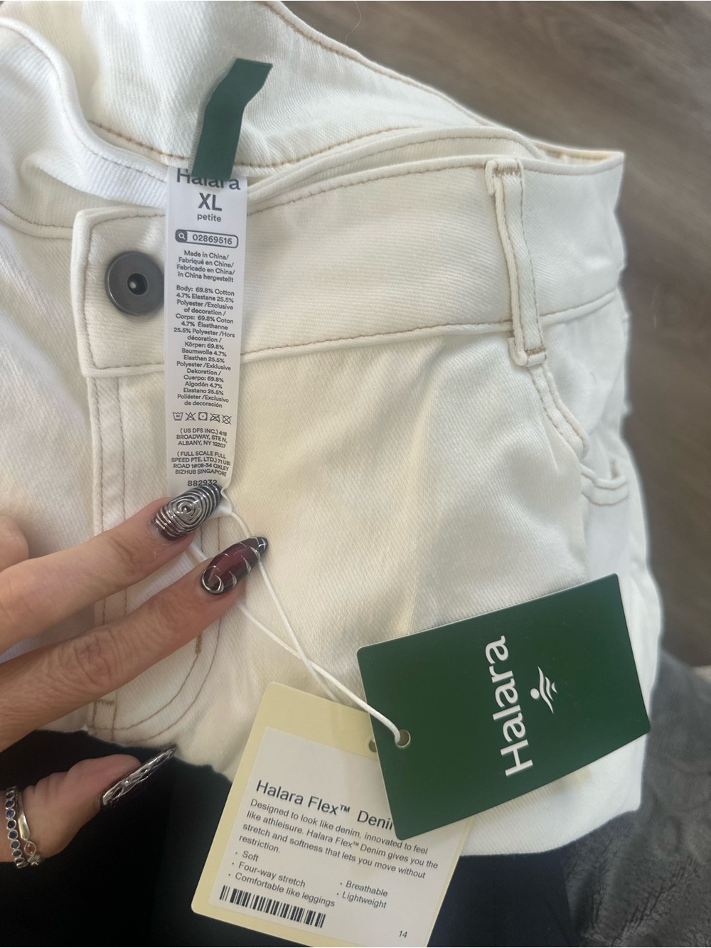 HALARA White High-Rise Jeans - Petite XL